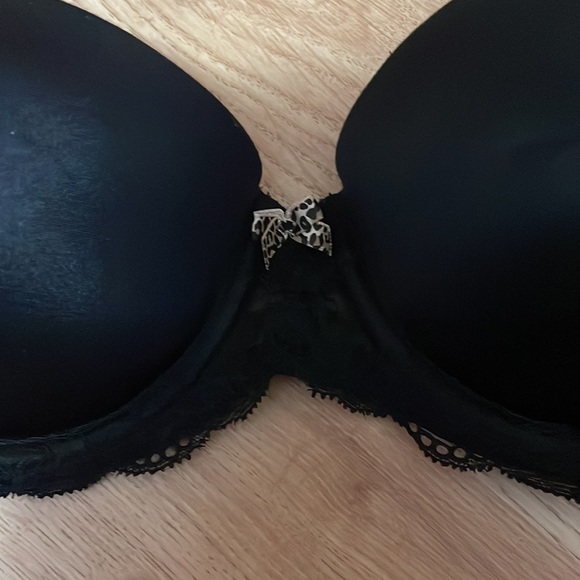 Black Strapless Underwire Bra - Picture 2 of 2